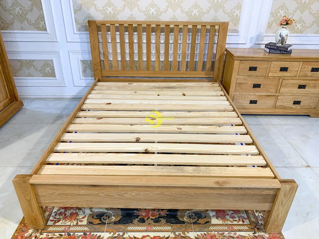 
Modern American Oak bed with super cheap price and long time use 