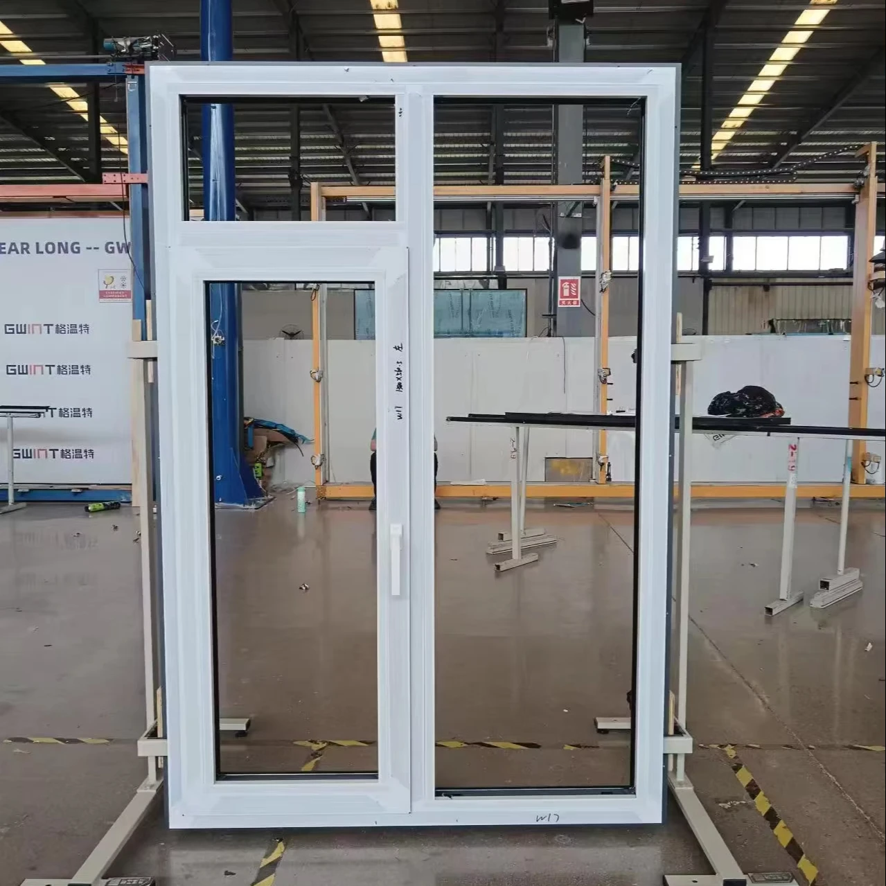 Modern Aluminum Alloy Casement Windows for Urban Retreat Living Quarters Energy Conservation with Acoustic Privacy Steel Frame