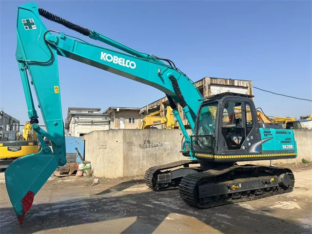  Kobelco SK20006.jpg