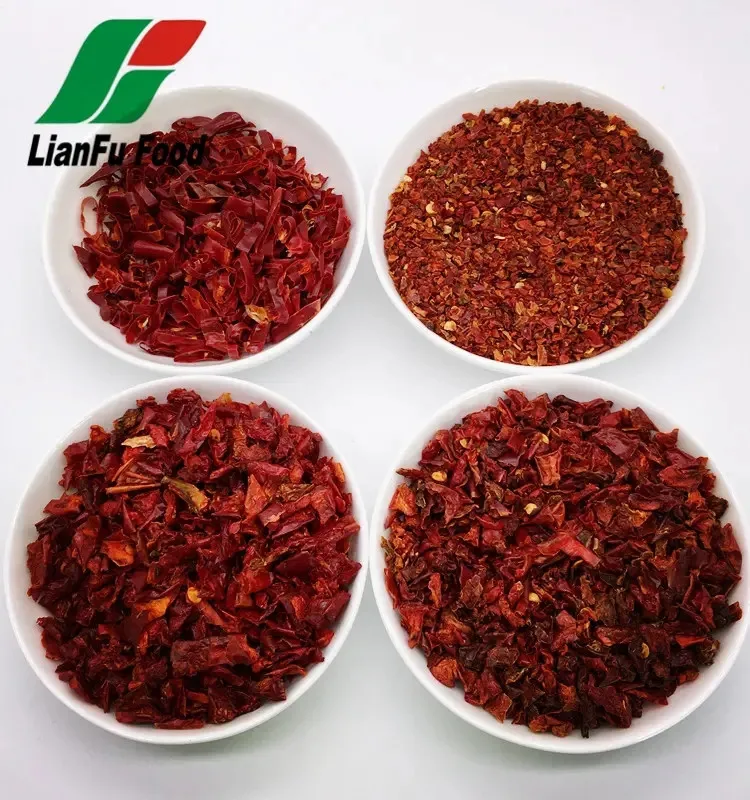 Mature, air dried red sweet bell peppers flakes diced for soups