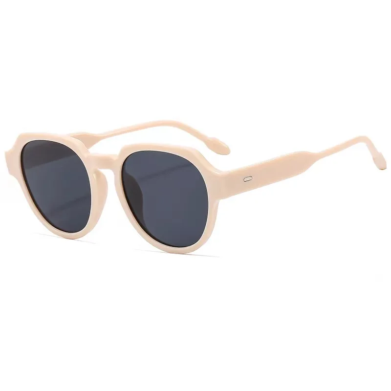 Retro Shades Fashion Sunglasses 2024 Wholesale UV400 Protection Minimalist Luxury Sun Glasses Female
