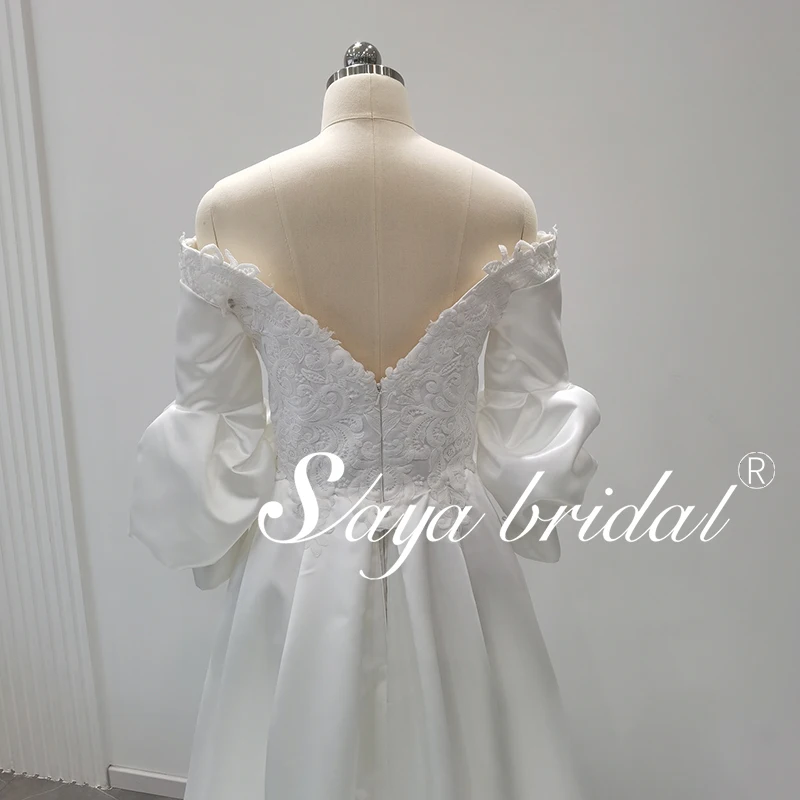 Elegant Bridal Dress Fishtail Lace Trim Slim Satin Material with Small Train Off-Shoulder Design and Long One-Line Shoulder