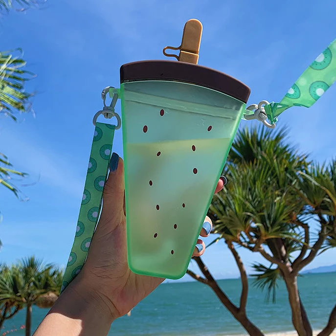 Бутылка для воды в виде арбуза летняя пластиковая портативная бутылка с соломинкой