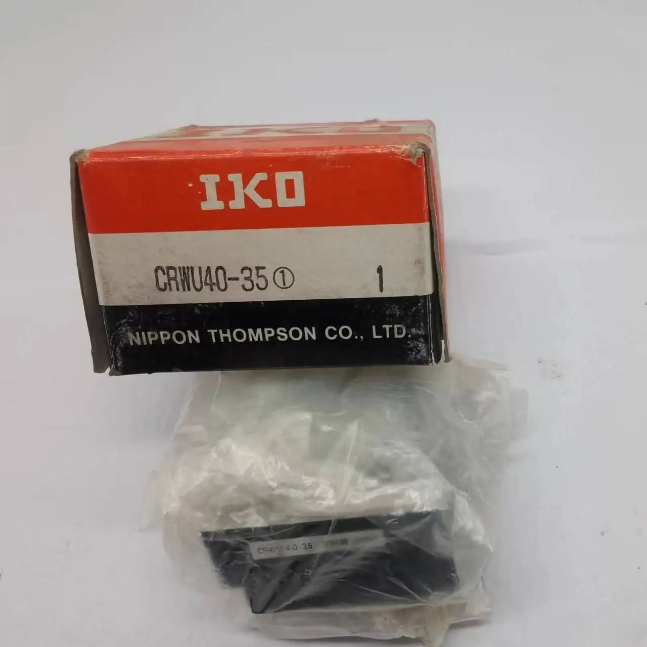 JAPAN IKO Crossed Roller Way CRWU60-55 CRWU60-80 CRWU60-105 CRWU60-130 CRWU60-155 CRWU60-180 CRWU60-205 linear sliding table