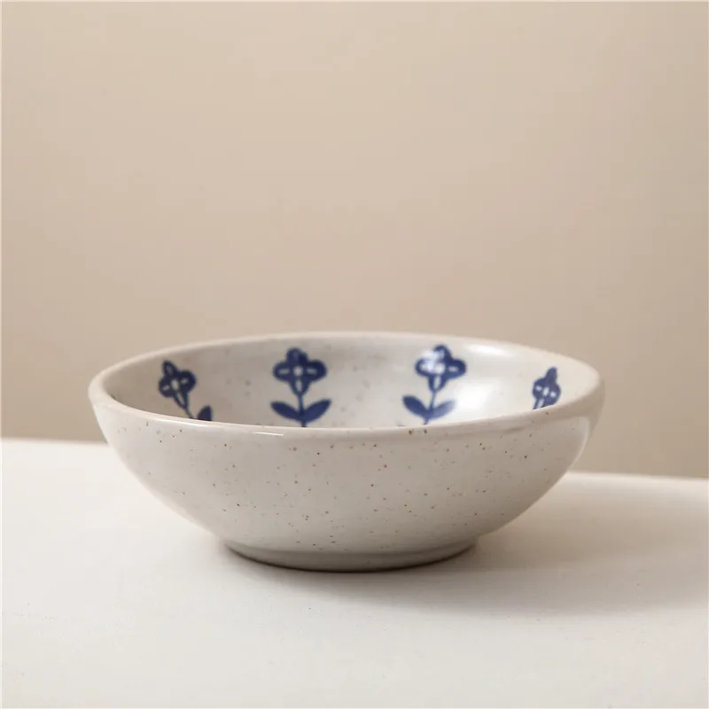 Wholesale Handmade blue flower pattern round shape soy sauce ceramic dishes for home hotel tableware