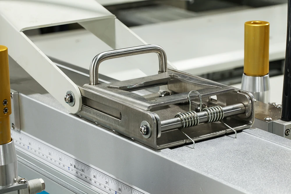 SPO Automatic Oval Type Screen Printing Machine and YZ Digital Printer