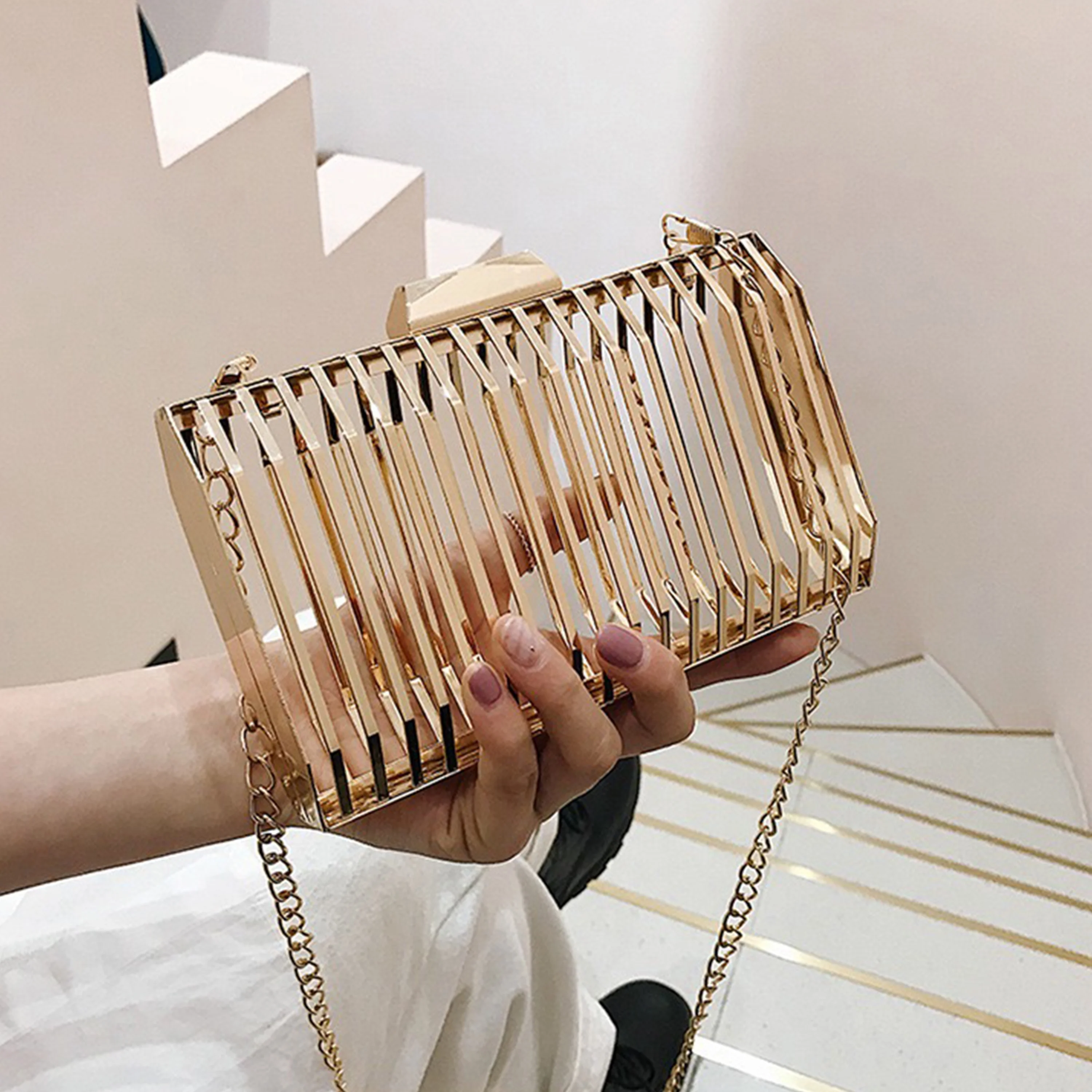 2021 New Arrival Custom ladies sling crossbody bag Metal Hollow Out Cage Clutch Women Chain Crossbody Bags