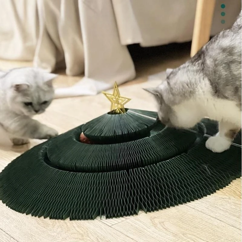 Luxury Christmas Cat Tree Circular Cat Scratcher Integrated Cardboard Toy Sustainable Corrugated Paper Cute Style Cat Playing