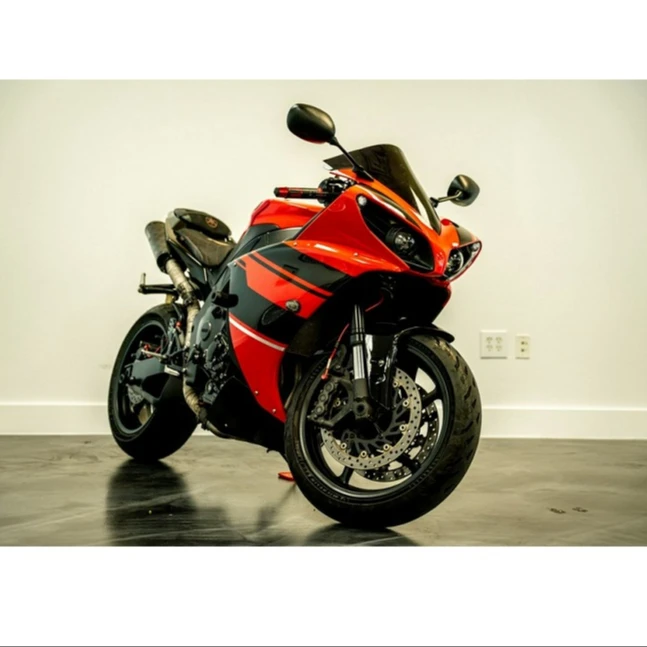 Motorsports  BIKES 2024 YAMAHA YZF R1 Motorcycles Dirt bike motorcycle
