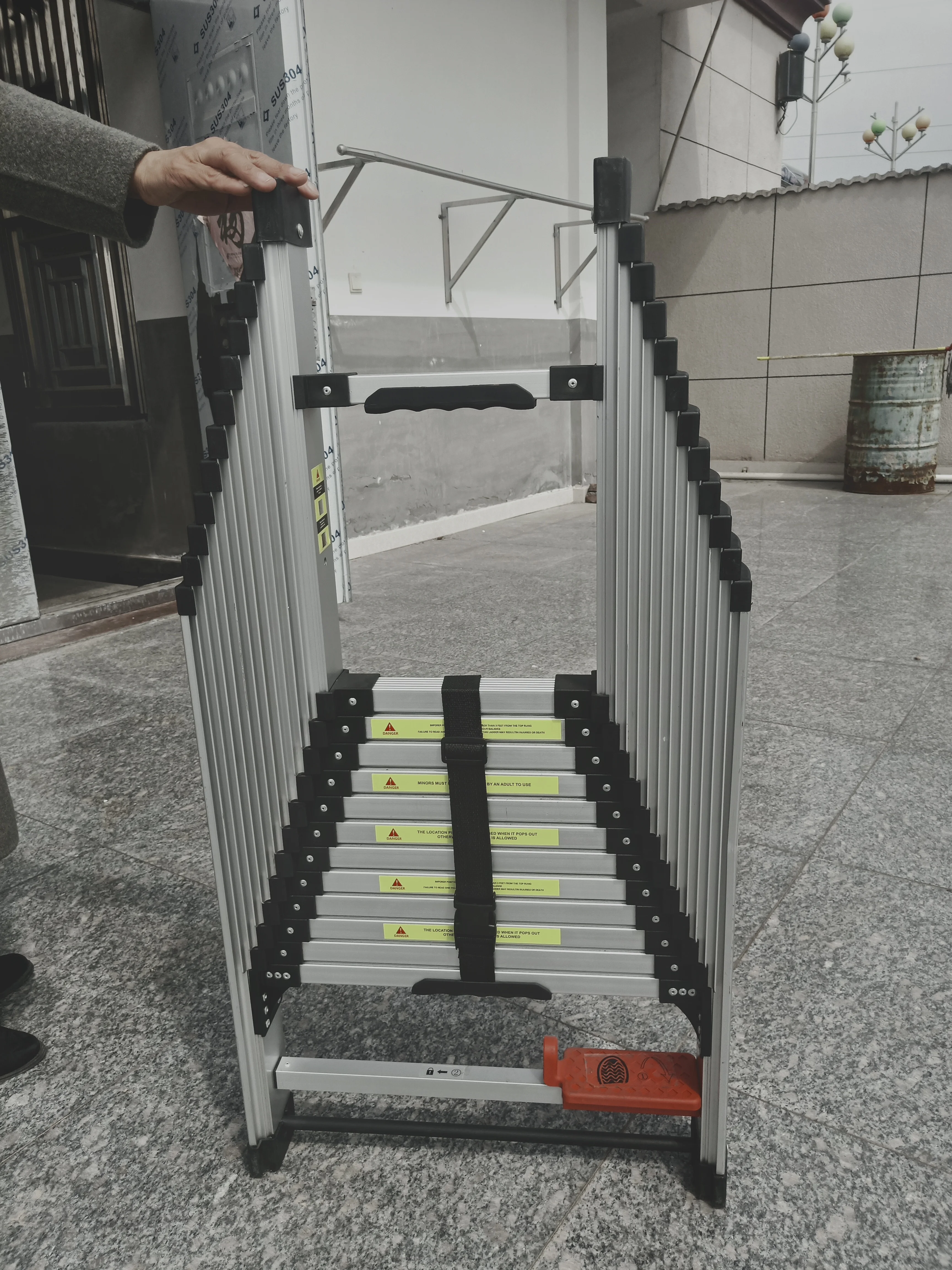 4.04M Long Home Use Loft Telescopic Retractable Step Ladder