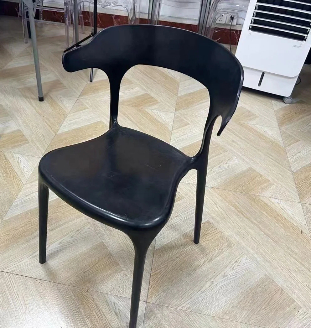 Direct factory supply affordable Hotel event wedding banquet restaurant bar dining stack plastic chairs