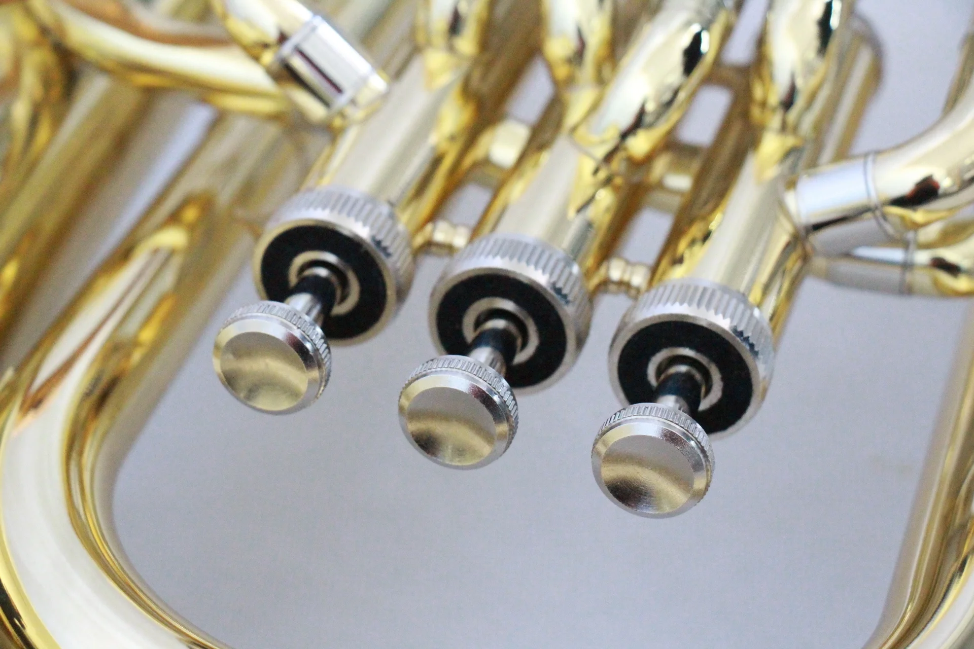 Euphonium prices affordable good quality euphonium horn gold lacquered Bb euphonium