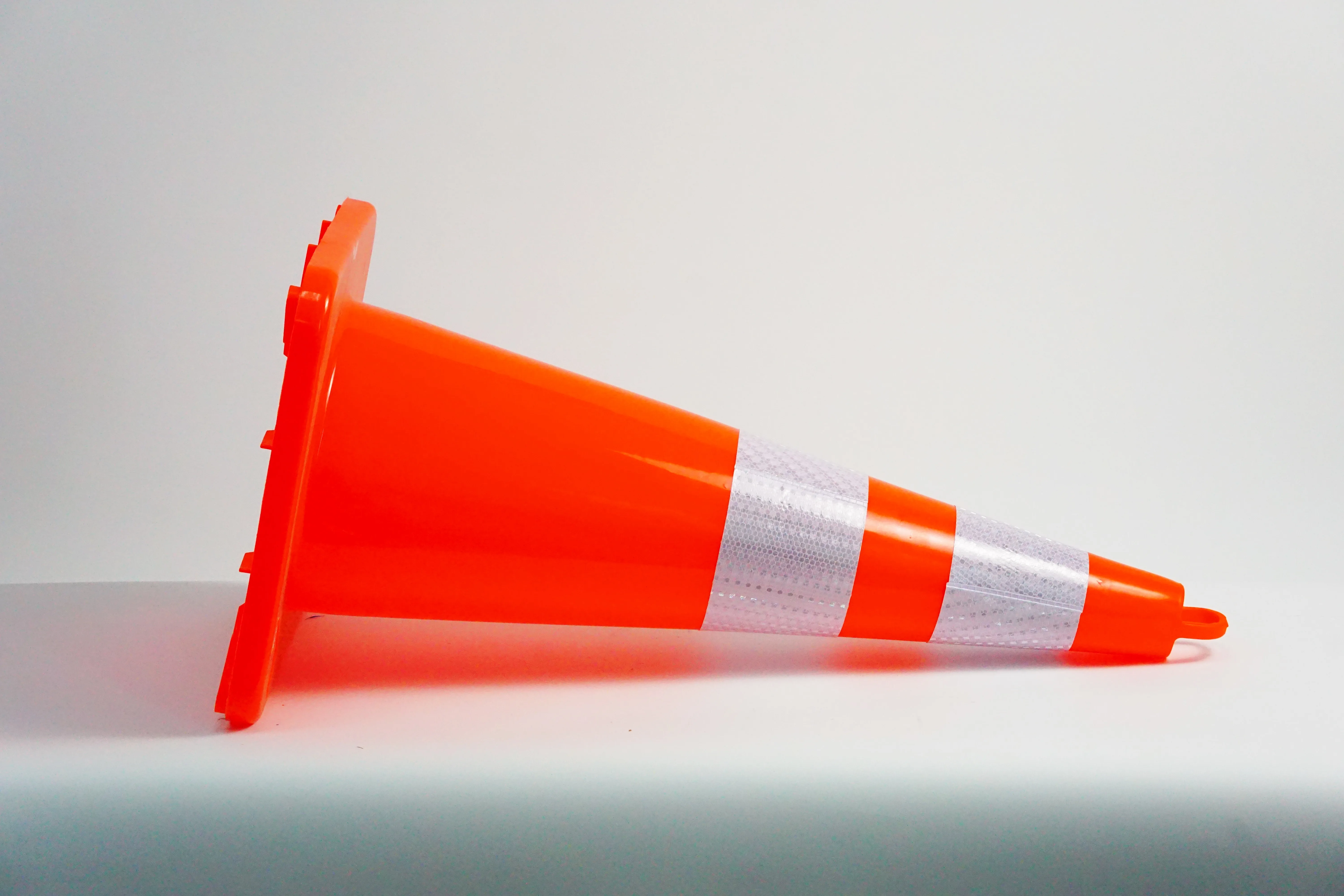 Flexible 700mm Orange PVC Lifting rings Signal Cone Foldable Road Safety Device