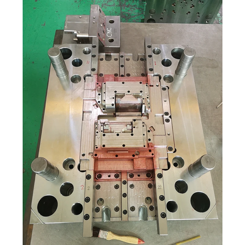 Customized Consumer Electronics china dongguan injection plastic mould hot runner mould