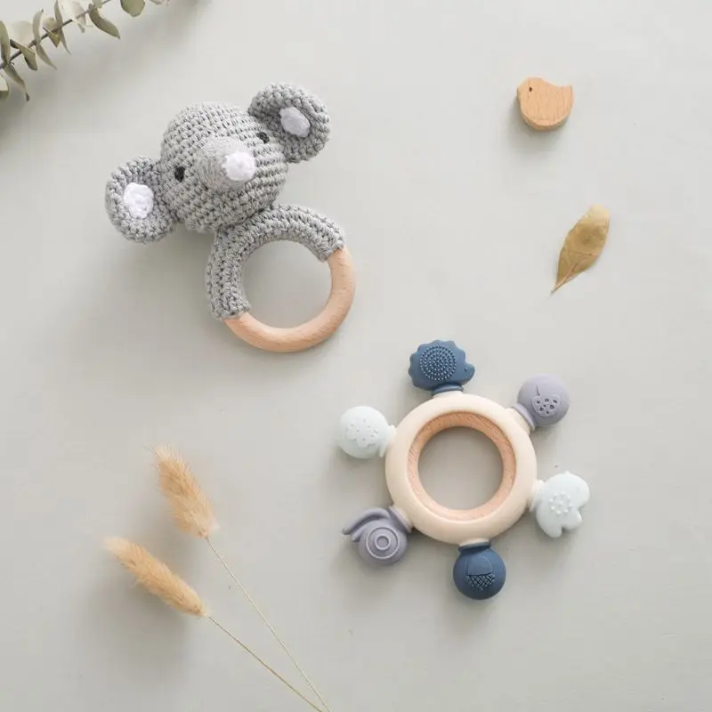 Wholesale Baby Wooden Crochet Rattle Silicone Teether Ring Two-piece Animal Baby Toy Set