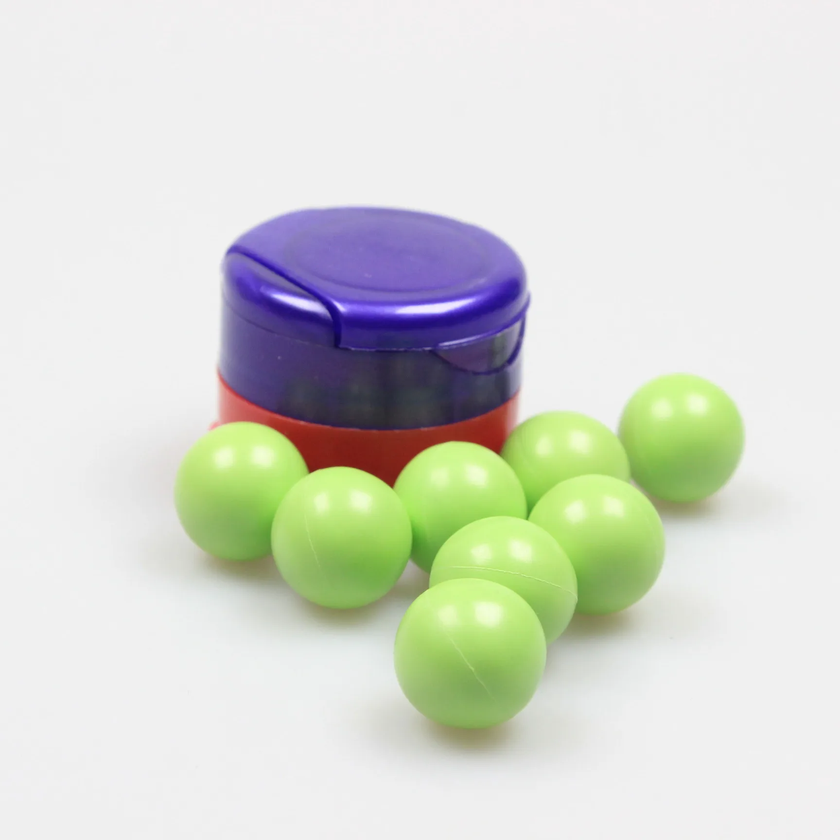 Tactical breakthrough! 0.68 caliber paintball helps you win the game!
