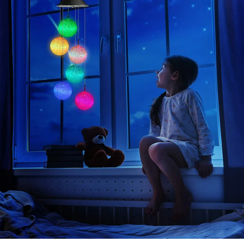 Solar Wind Chime,Color Changing Ball Wind Chimes,Gifts for Mom,Waterproof Outdoor Decorative Lights for Garden