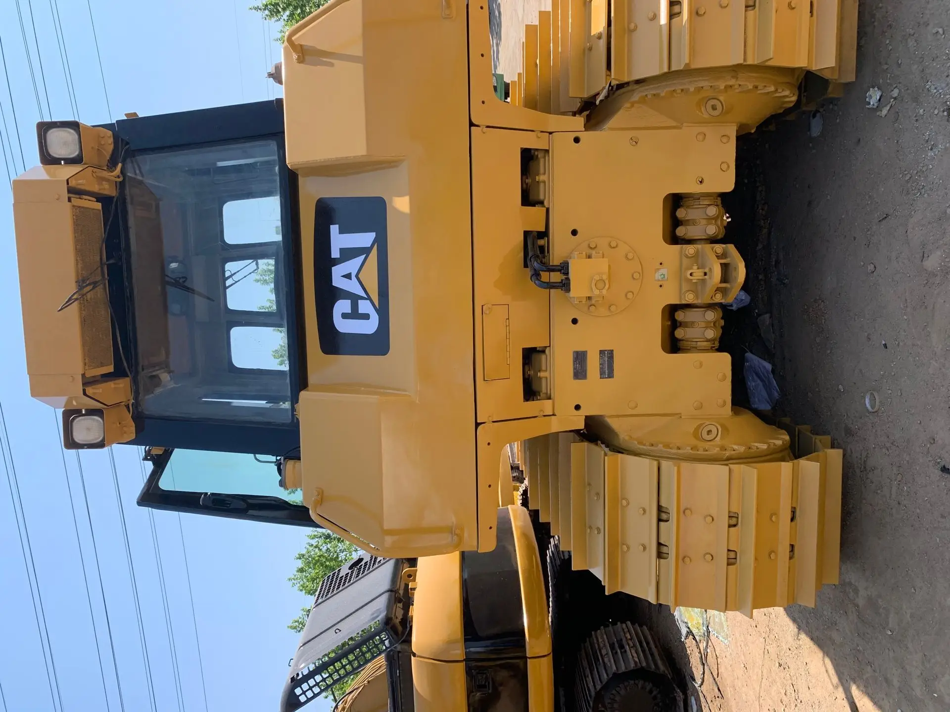 Used caterpillar D7G-2 bulldozer