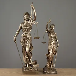 Light luxury goddess of justice statue decoration creative European-style judicial balance law firm office desktop decoration