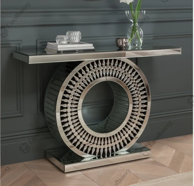 Роскошная мебель, зеркальный стол с блестящими бриллиантами