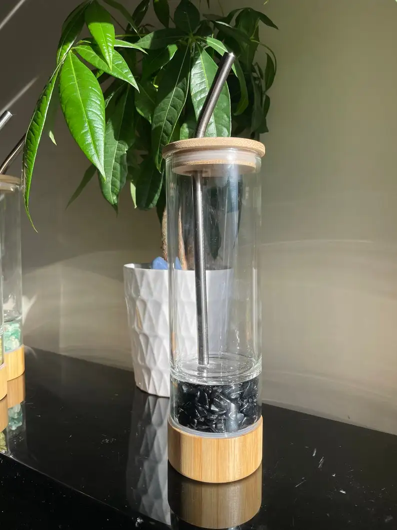 New Style Crystal Water Bottle Quartz Chips Glass Tumbler Cup With Metal Straw