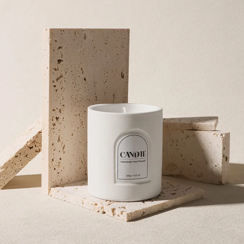 Private Label Luxury Scented Candles With Ceramic Jar Soy Wax With Various Fragrances