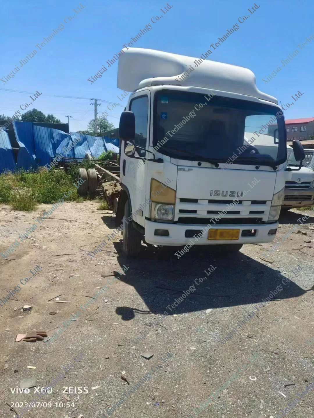 Used ELF Chassis truck diesel engine 4HK1 cargo trucks for sale