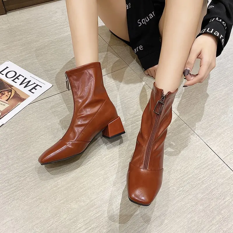 Factory Wholesale Latest Design Fashion Trend Patent PU Leather Ankle Boots Women