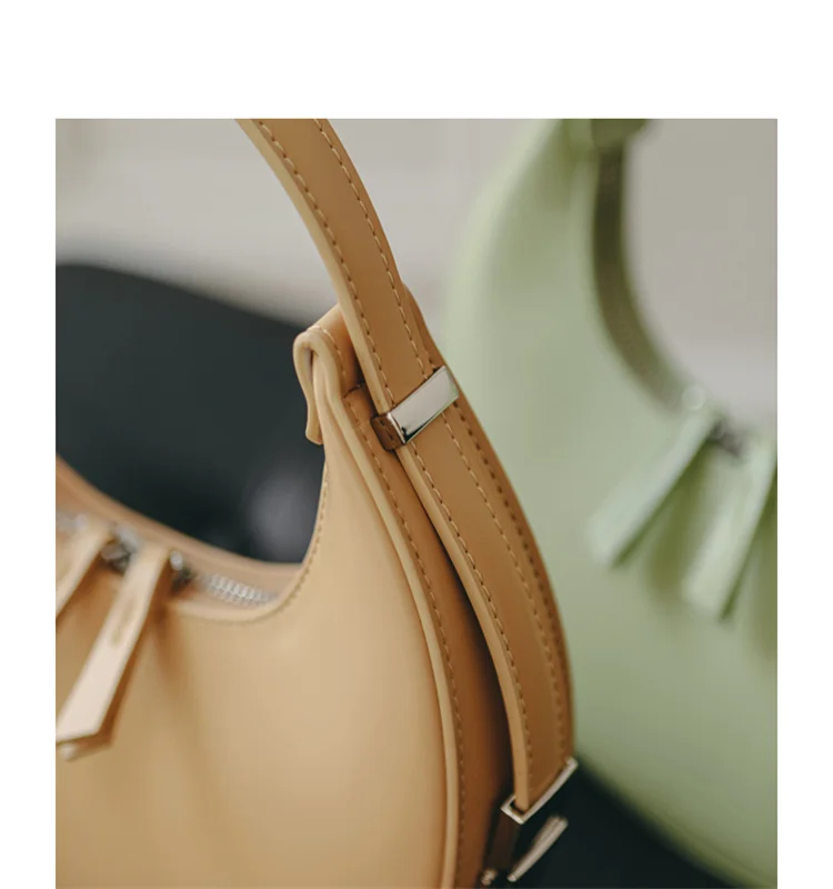 ladies Hobo Bags25.jpg