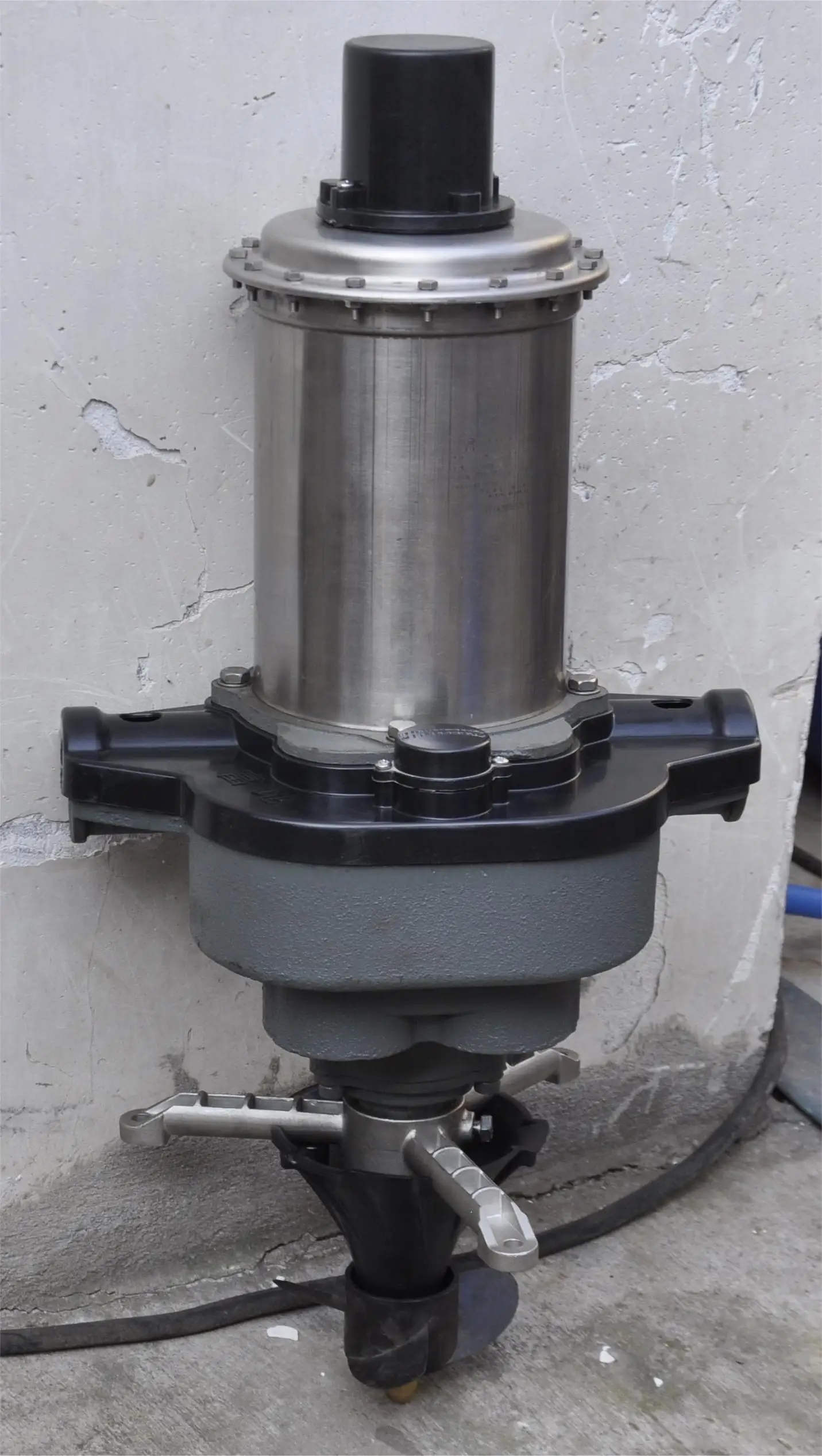 280W 0.4HP FUTI FLOATING WAVE MAKER MIXER SURGE AERATOR FOR FISH POND AND DEEPWATER