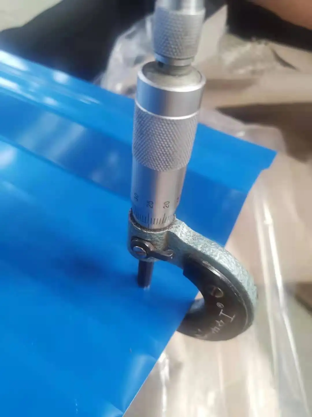 Metal Building Material Galvanized Corrugated Metal Roofing Sheet Prepainted Color Roof Tiles Price