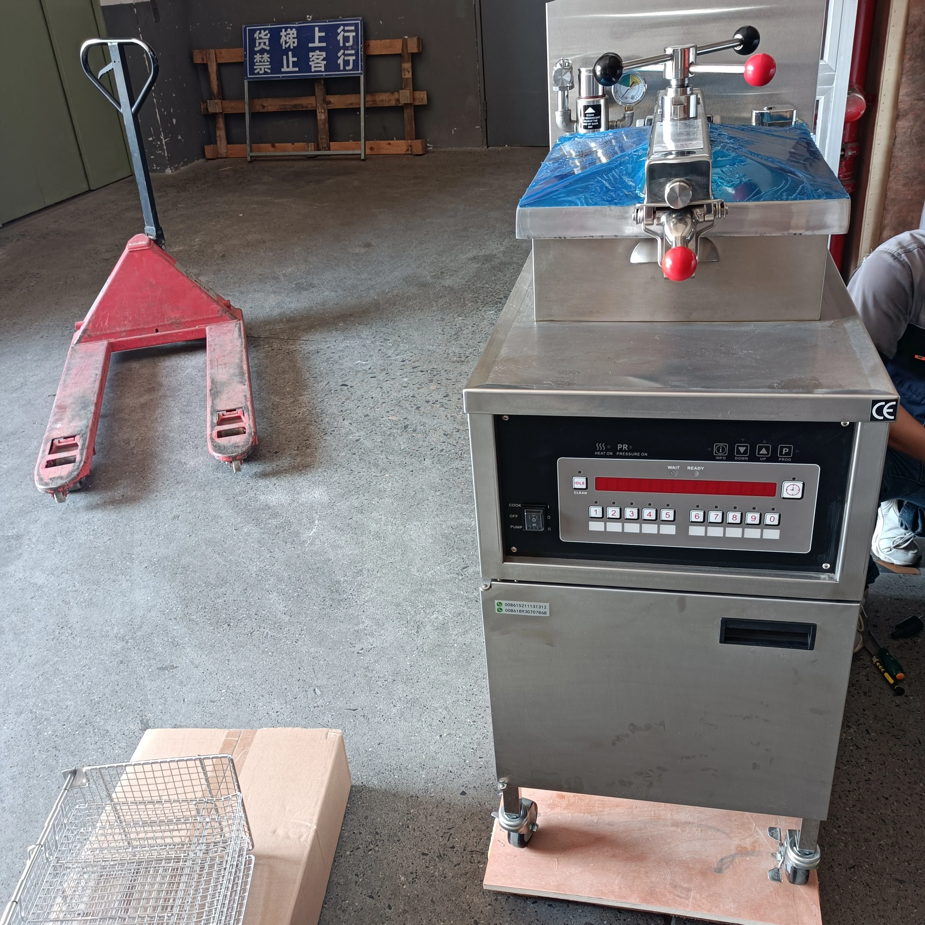 hot sales  broasted chicken 25l batch fryer machine/breaded chicken fryer