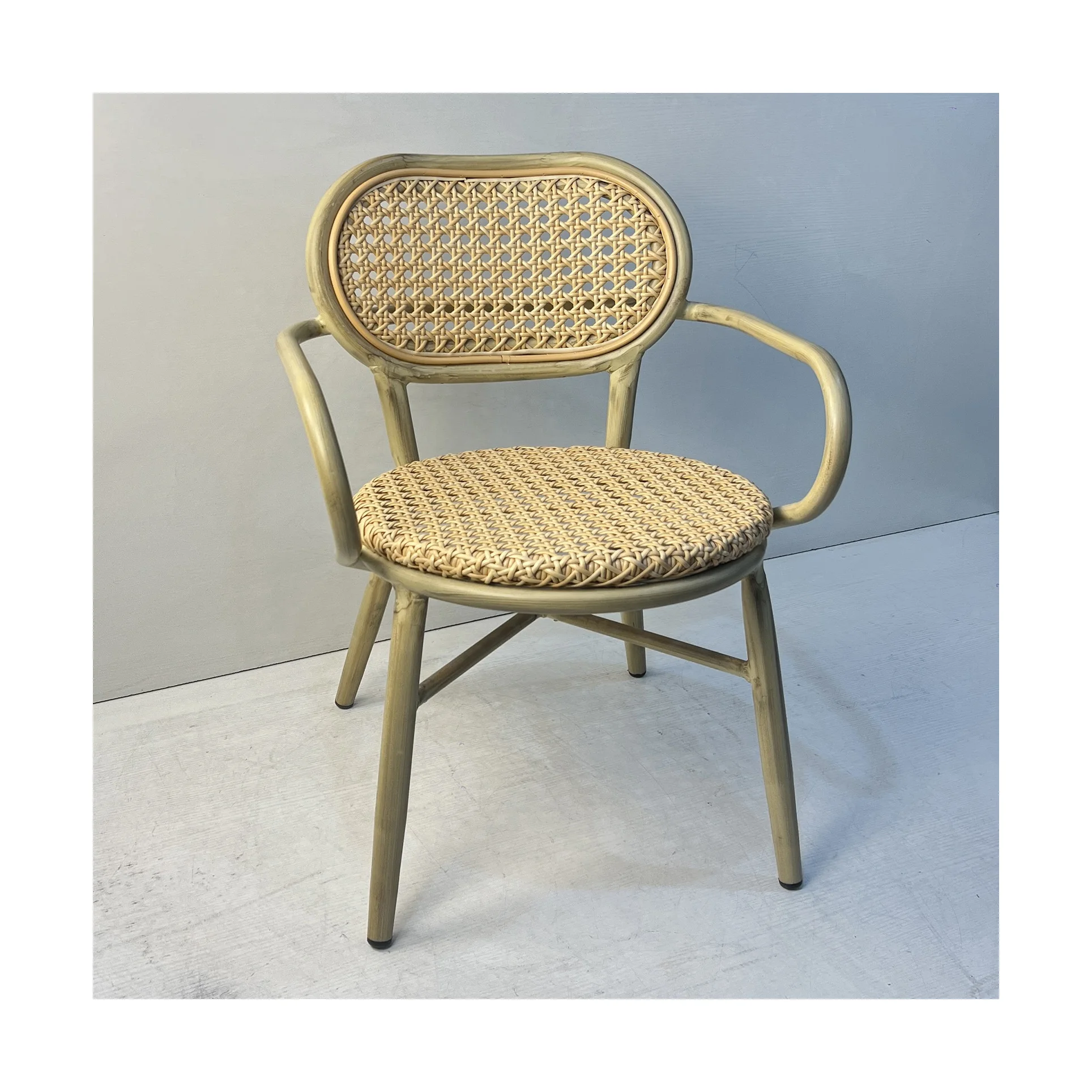 MOJIA Durable wicker French bistro dining set standard PE rattan metal chair with aluminum frame weave chair for garden