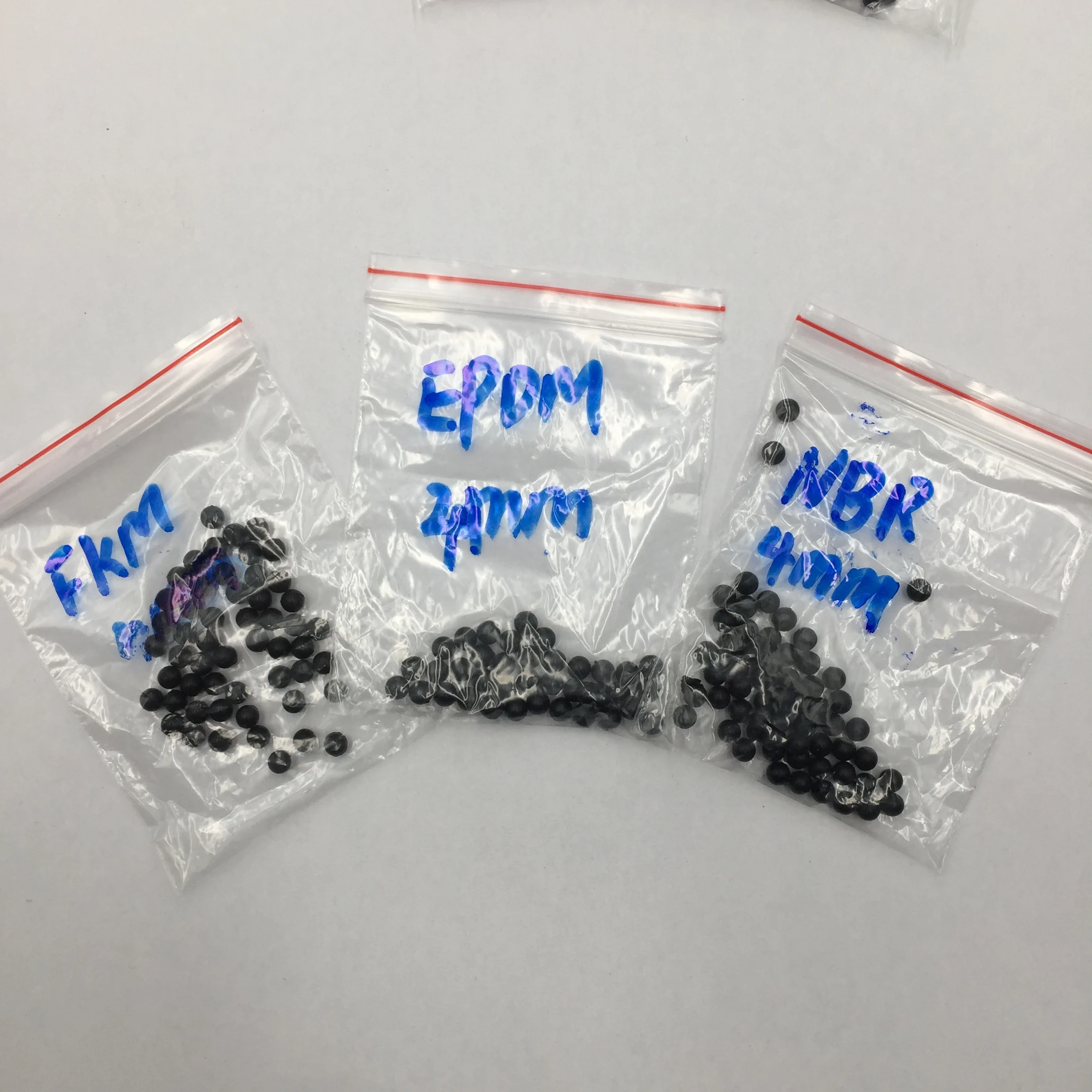 solid silicone balls OEM molded black rubber ball 2mm 3mm 4mm 5mm small size epdm nbr balls