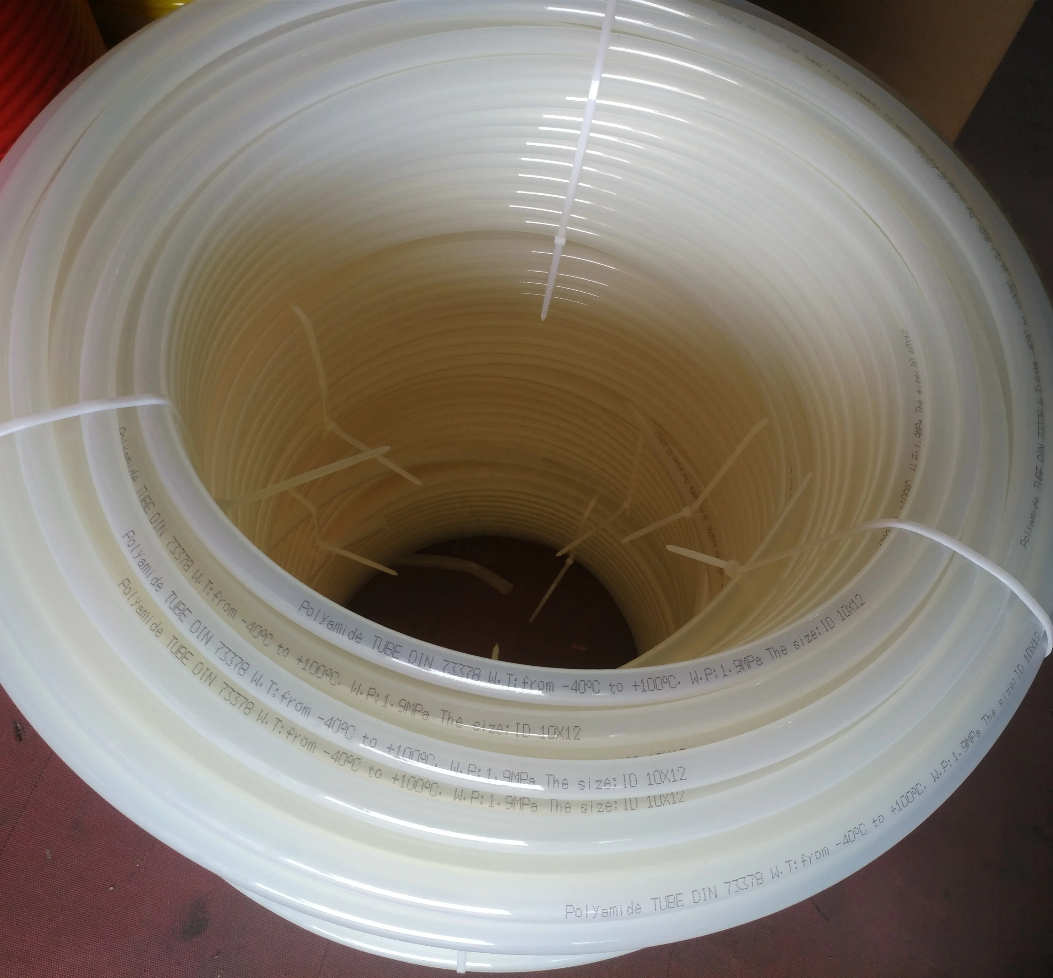 Прозрачная нейлоновая трубка высокого давления