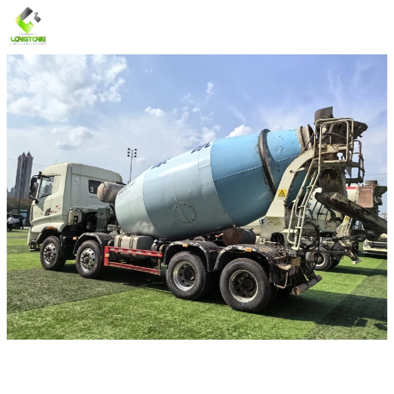 used Construction machinery  3cbm Small Self Loading Mixing Concrete Mixer Truck With Hydraulic Pump