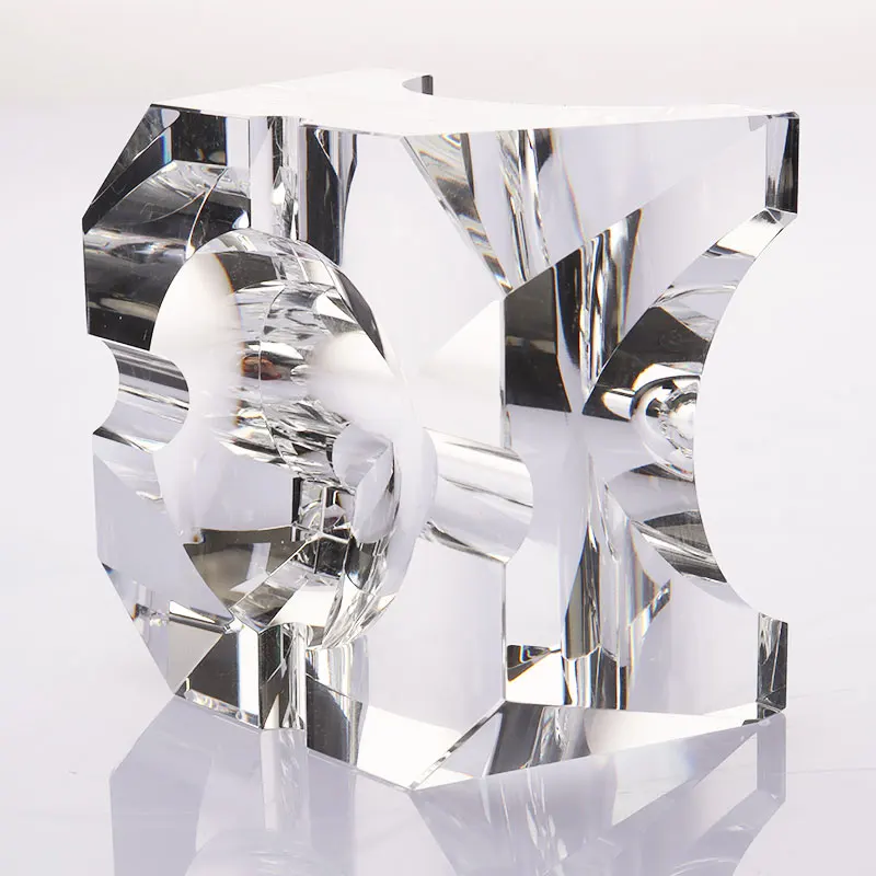 Custom crystal glass ashtray transparent color ashtray arts and crafts gifts    High-end custom crystal glass ashtray crafts