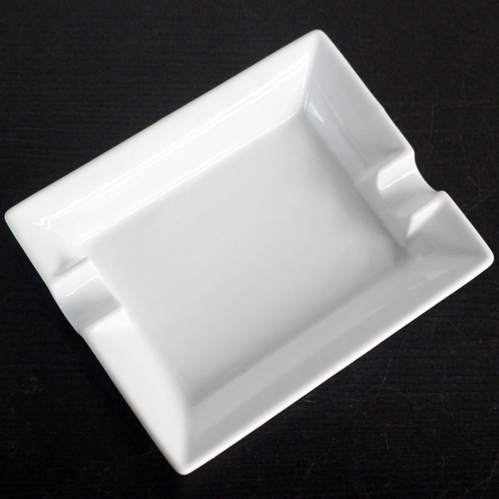 Custom  Ceramic Cigar Ashtray Rectangle Shape Porcelain Ashtray Custom Ceramic Cigar Ashtray Design For Smoking Accessories