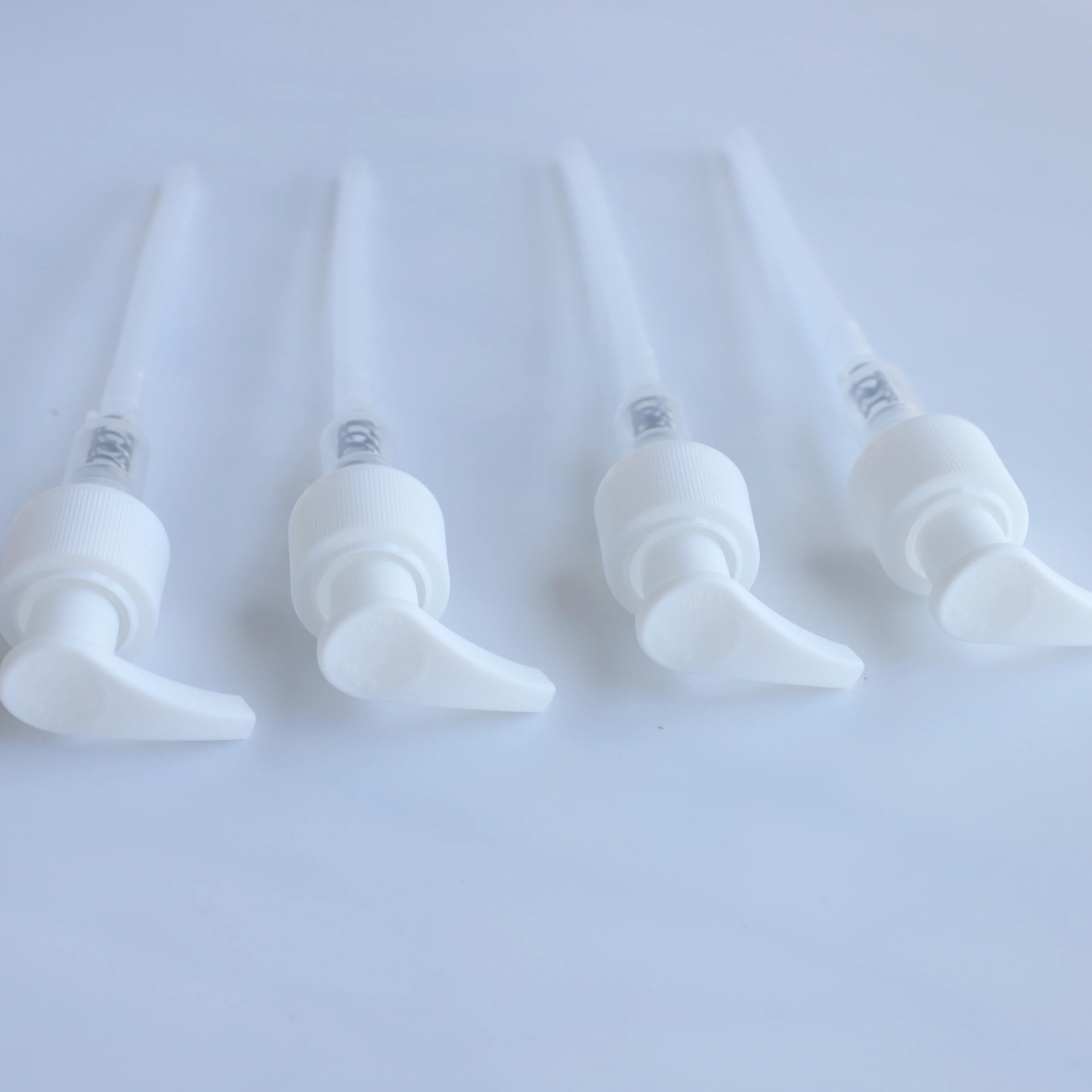 In Stock 24 410 White Plastic Lotion Pump Shampoo Dispenser Pump