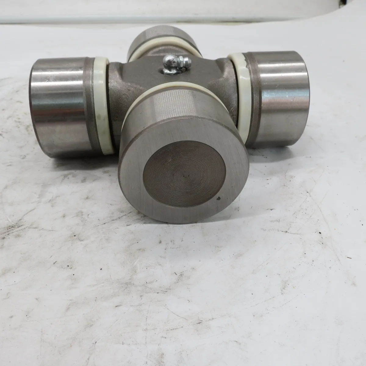 Hot new products auto universal joint Original AZ9115311060 62*160