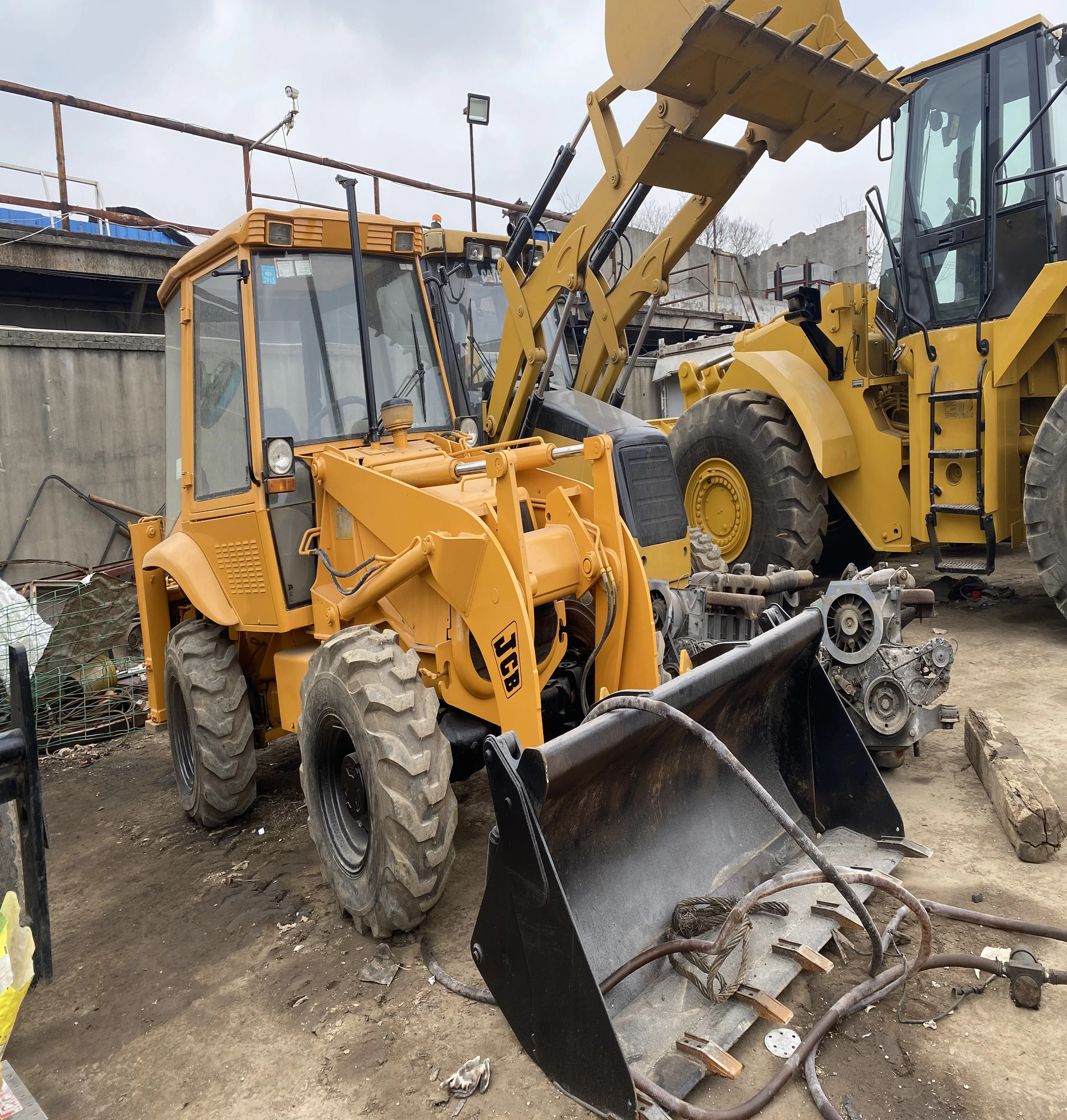 Used good quality  Low price  JCB 4CX  backhoe for sale in china