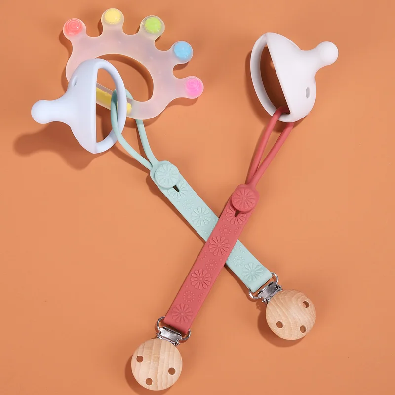 Wholesale Wooden Kids Beads Teething Pacifier Clip Case Holder Silicone Baby Chain Pacifier Clip