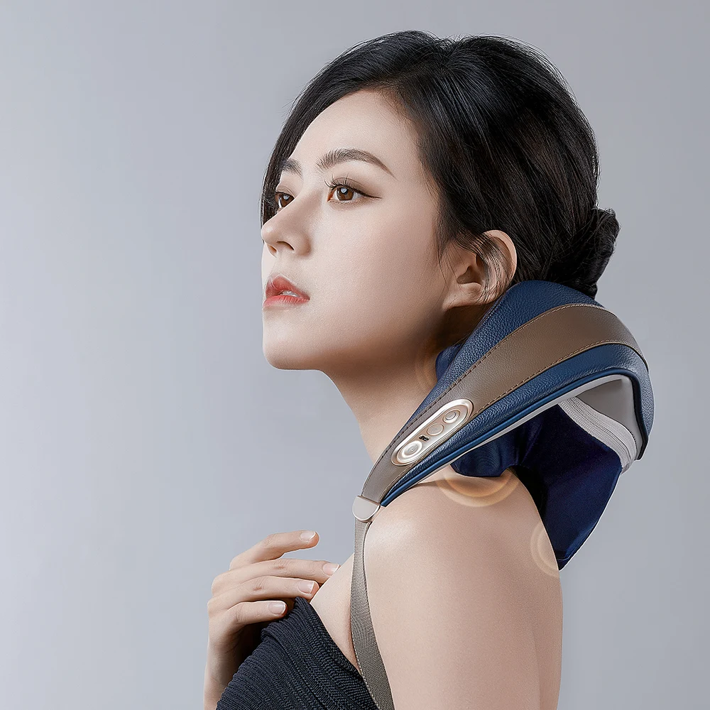 Расслабляющий массажер для плеч и шеи имитирует массаж разминания рук