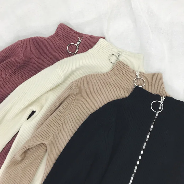 Бесплатный образец в наличии проворные товары 100% полиэстер зимний высокий ворот с молнией белый вязаный женский свитер