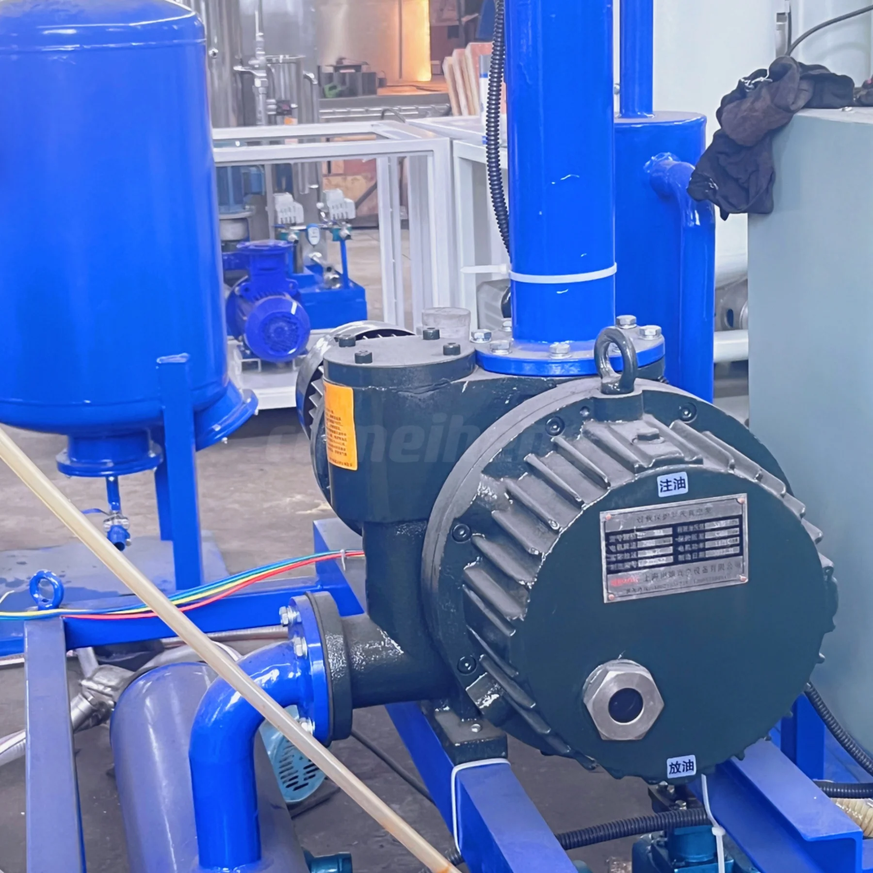 Advanced Distillation Technology: the Thin Film Evaporation Machine for Converting Waste Oil Into Base Oil