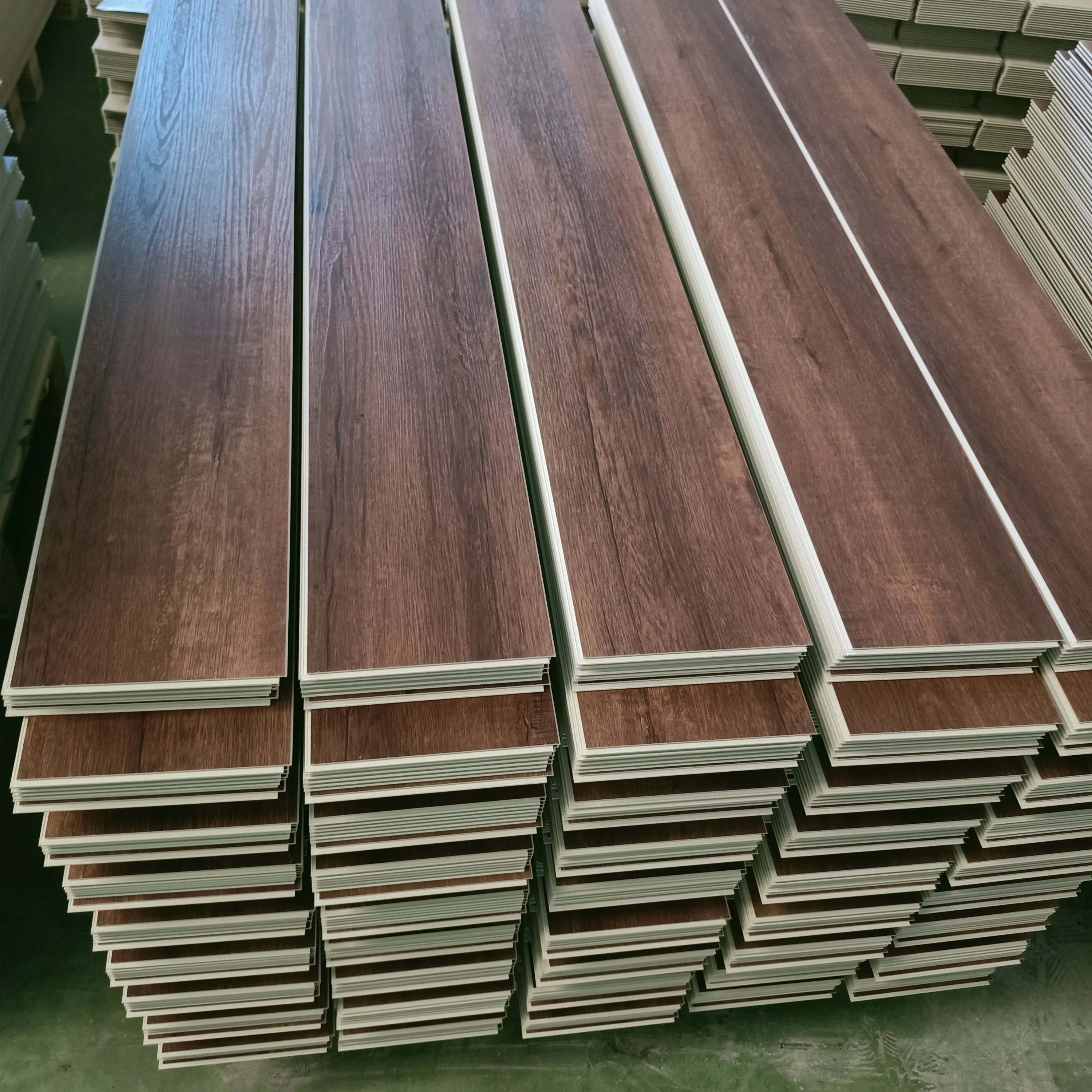 Luxury 4mm/5mm/6mm Click Lock Rigid Spc Flooring Waterproof Plastic Tiles Vinyl Plank Spc Flooring