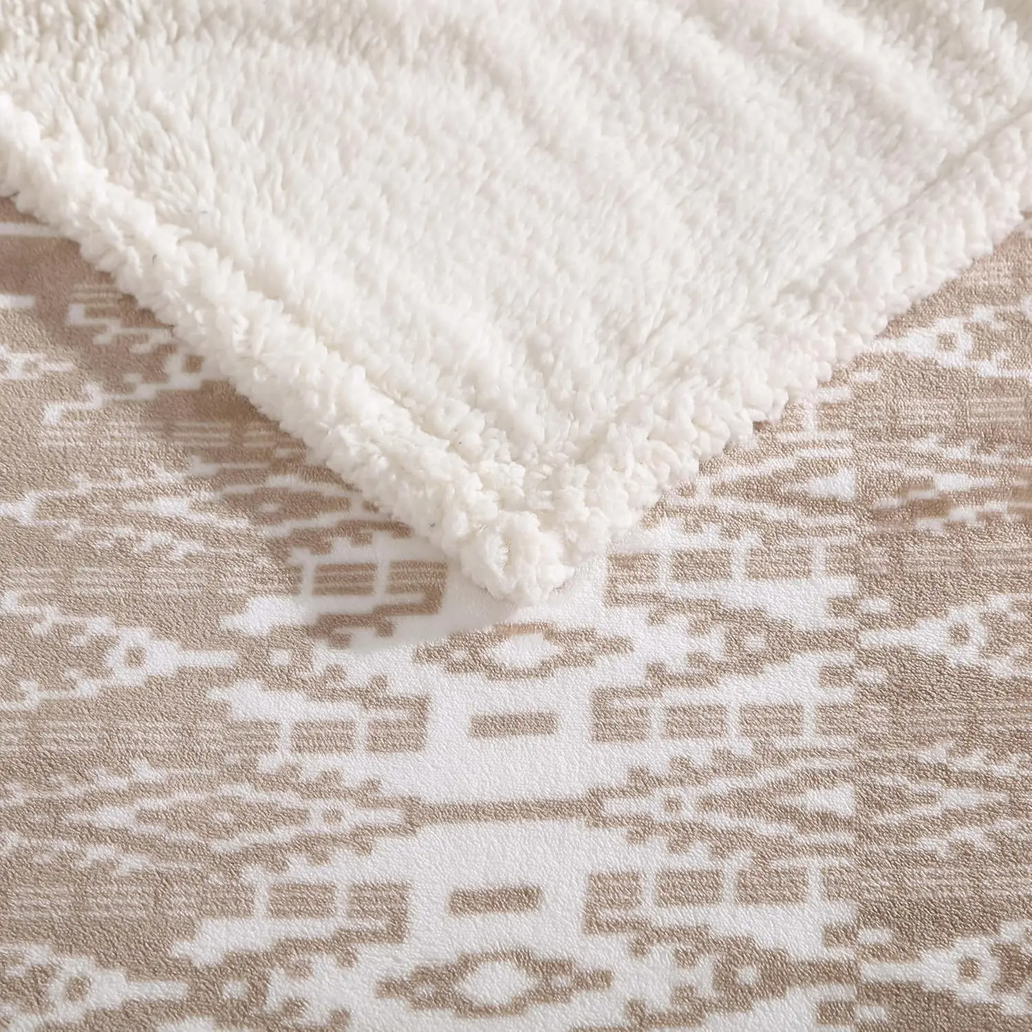 Vintage Geometric Print Sherpa Fleece Blanket for Couch Sofa Bed Soft Cozy Warm Customized Throw Blanket San Juan Oyster