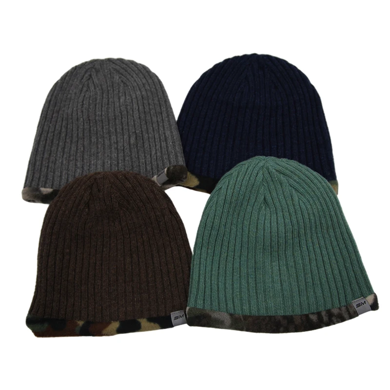 Lambswool Rib Knitted Reversible All Over Printed Polar Fleece Cuffless Beanie