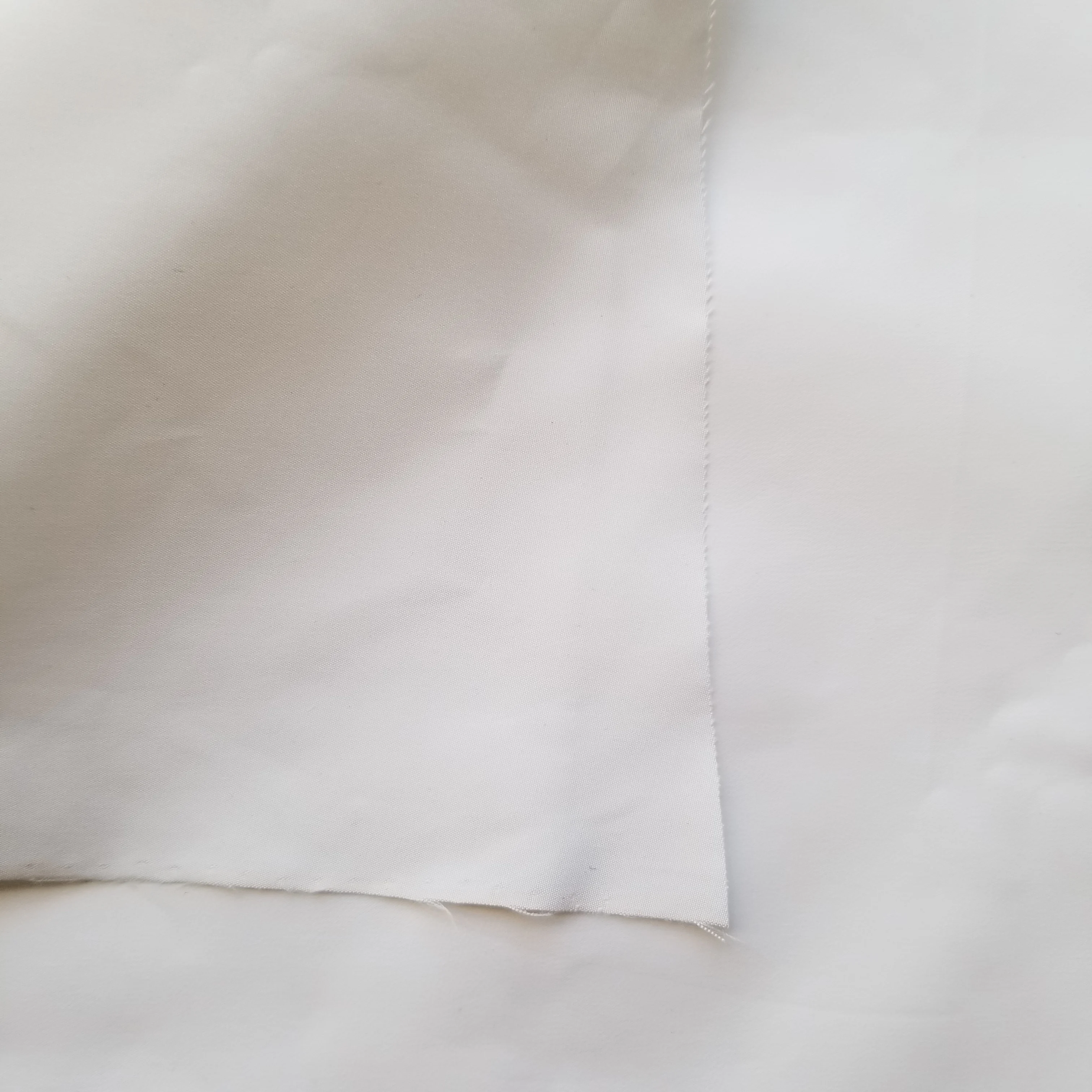  PP8/R9UR5 300T полиэфир эпонж 50D с ПТФЭ молочной мембраной Защитная ткань для рабочей