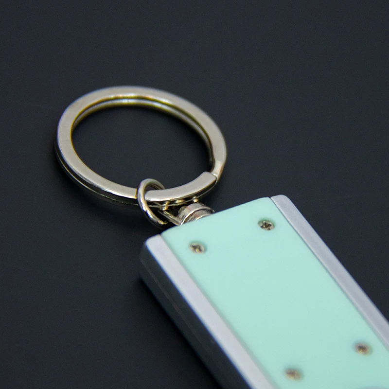 Hot Selling 395nm Mini UV Keychain Light Batteries Included UV Key Ring Light Torch